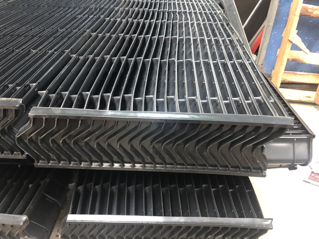 PVC 145MM EAC เครื่องกำจัดการดริฟท์ Of หอระบายความร้อน Counterflow Crossflow Cellular Design 4