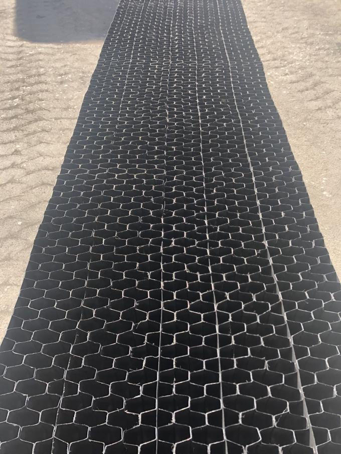 Black Honeycomb Cellular PVC เครื่องกำจัดการดริฟท์ หอระบายความร้อน Components 2